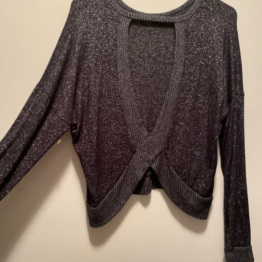 Sweater - Picture 3 of 3